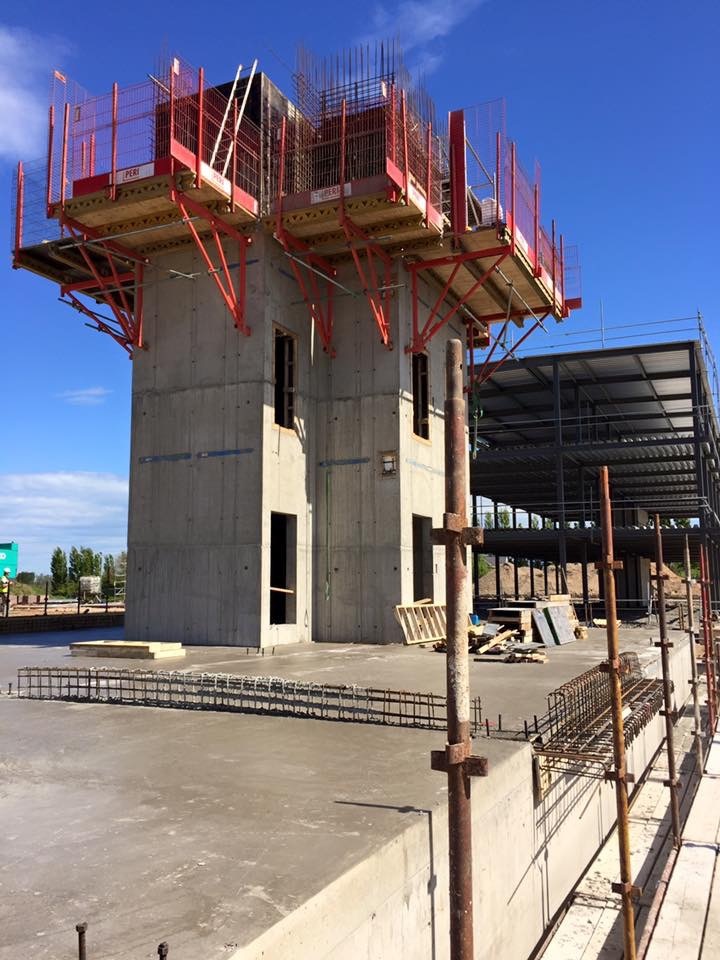 Liftshaft and base concreted