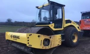 Bomag 213 D Roller