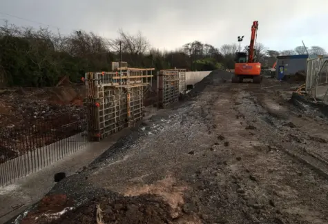 Shuttering pans in place JPG