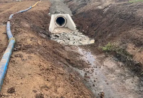Concrete drainage in place