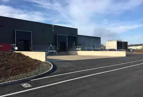 Loading bay 2 JPG